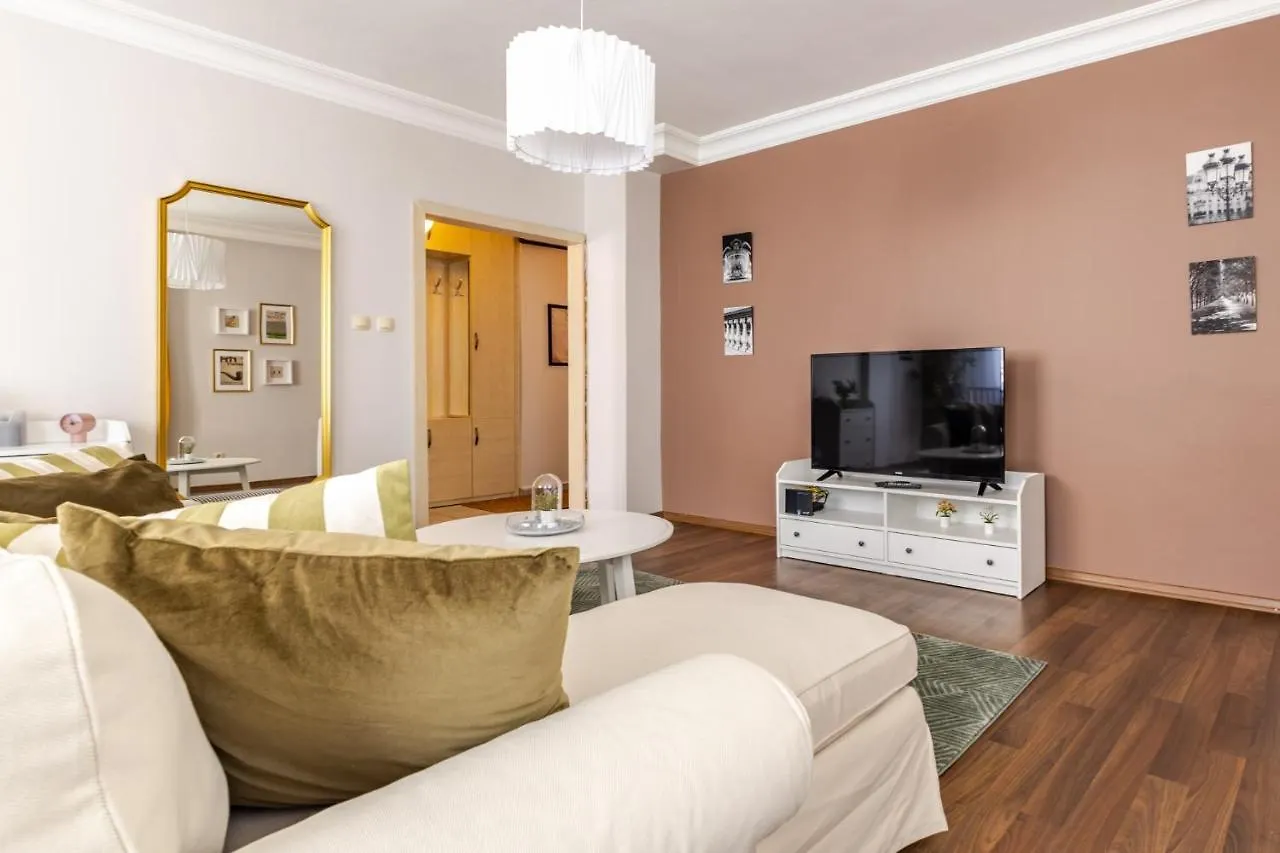 Exquisite Flat Close To Zorlu In Besiktas Apartment Istanbul