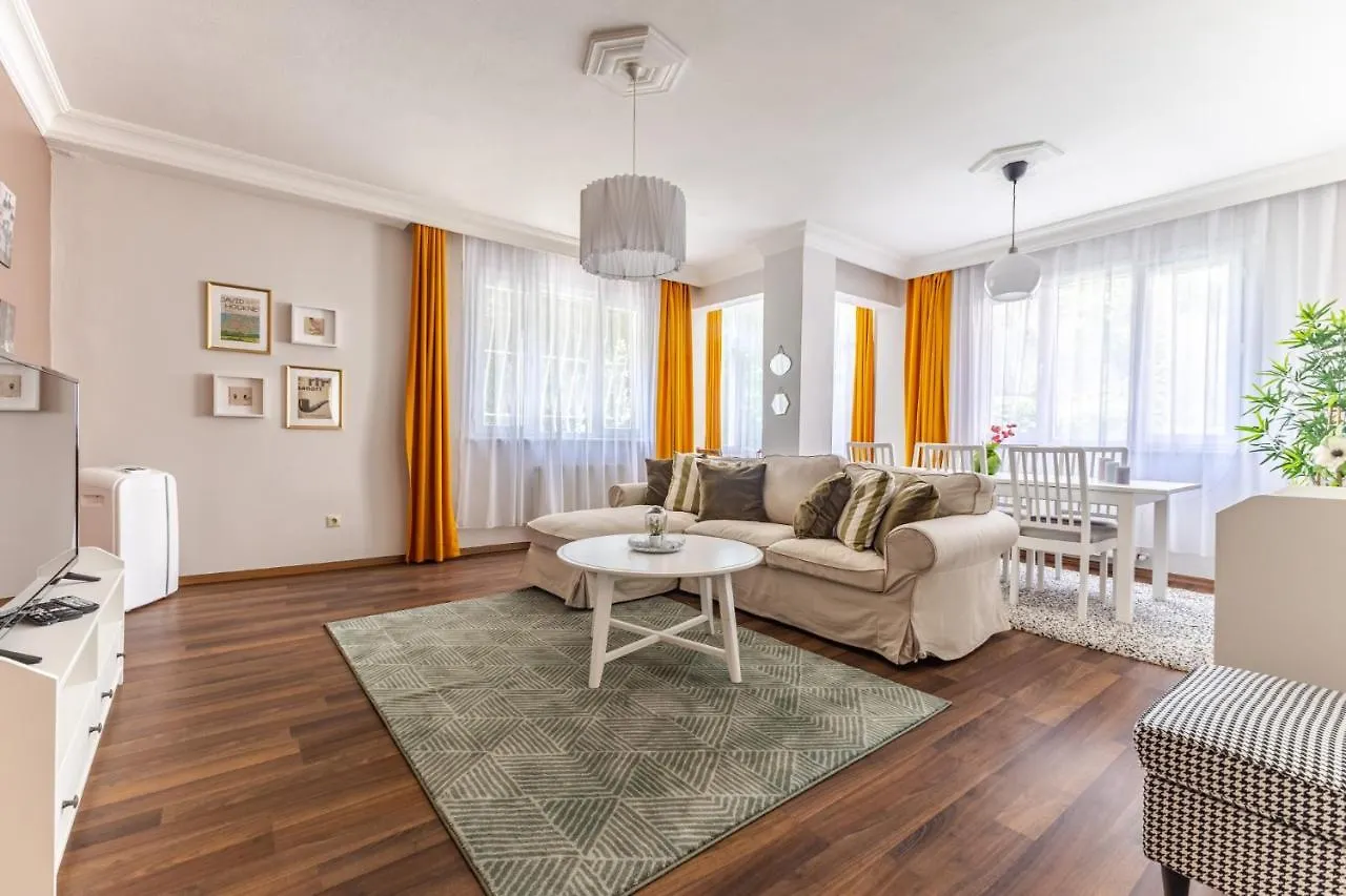 Exquisite Flat Close To Zorlu In Besiktas location